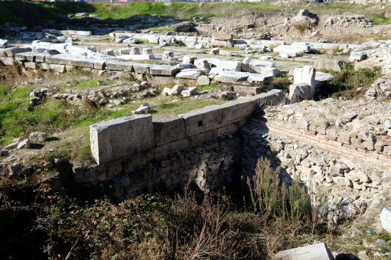 ,    Գ