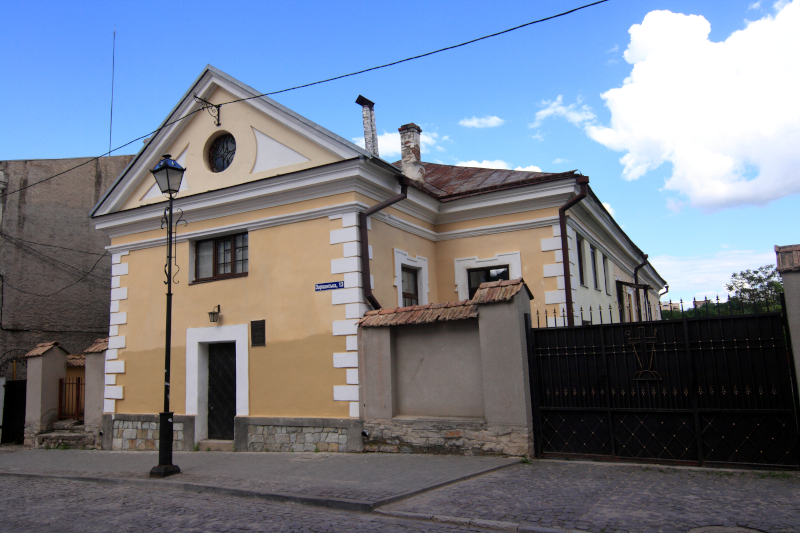 ���'�����-����������, ����� �������������